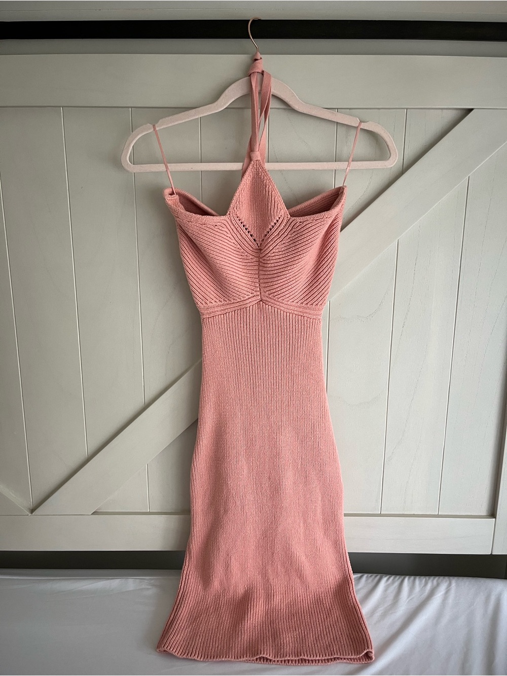 Express Knit Halter Cut-out Midi Dress in Blush Pink